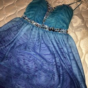 Short blue ombré dress